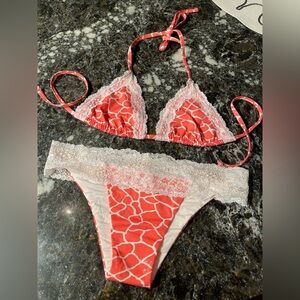 Beach bunny bikini giraffe glitter in the air lady lace M set